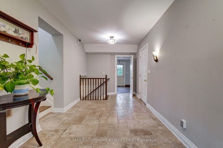 Property Photo:  178 Carlisle Road  ON L0R 1H2 