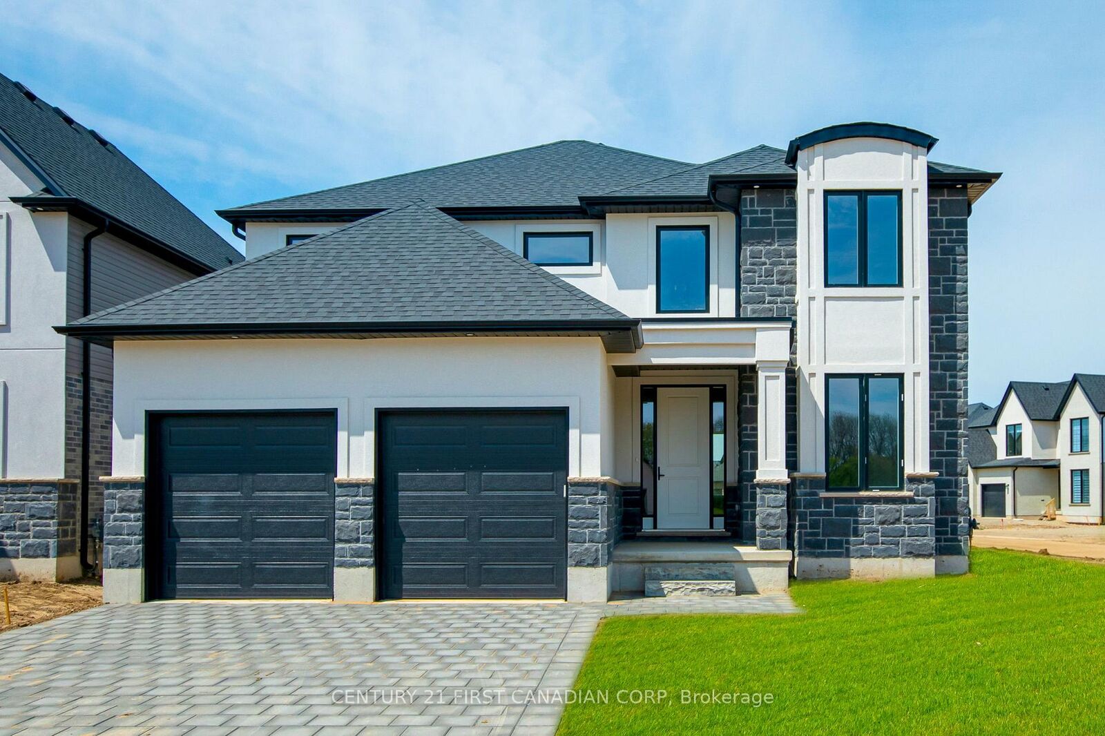 Property Photo: 100 Aspen Circle ON N0M 2P0