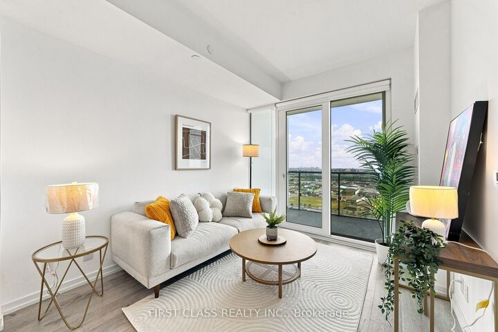 Property Photo:  7890 Jane Street 3101  ON L4K 0K9 
