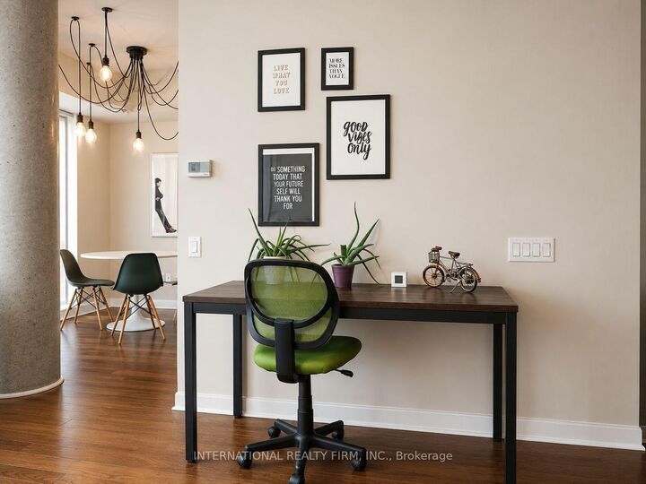 Property Photo:  375 King Street W 504  ON M5V 1K5 