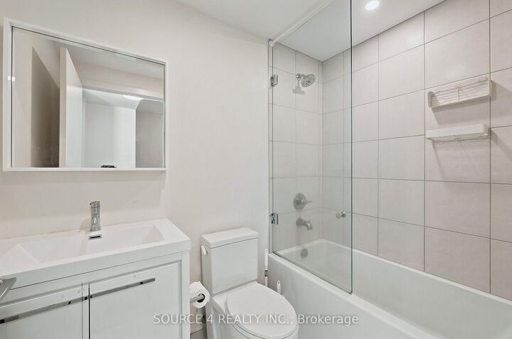 Property Photo: 212 King William Street 815 ON L8R 0A7