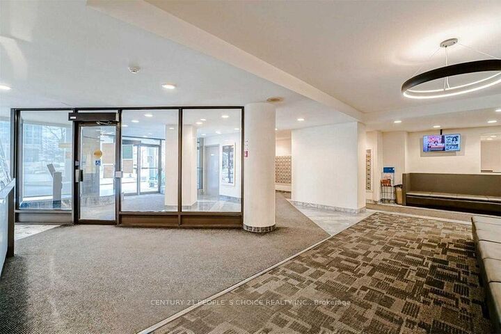 Property Photo:  350 Webb Drive 2010  ON L5B 3W4 