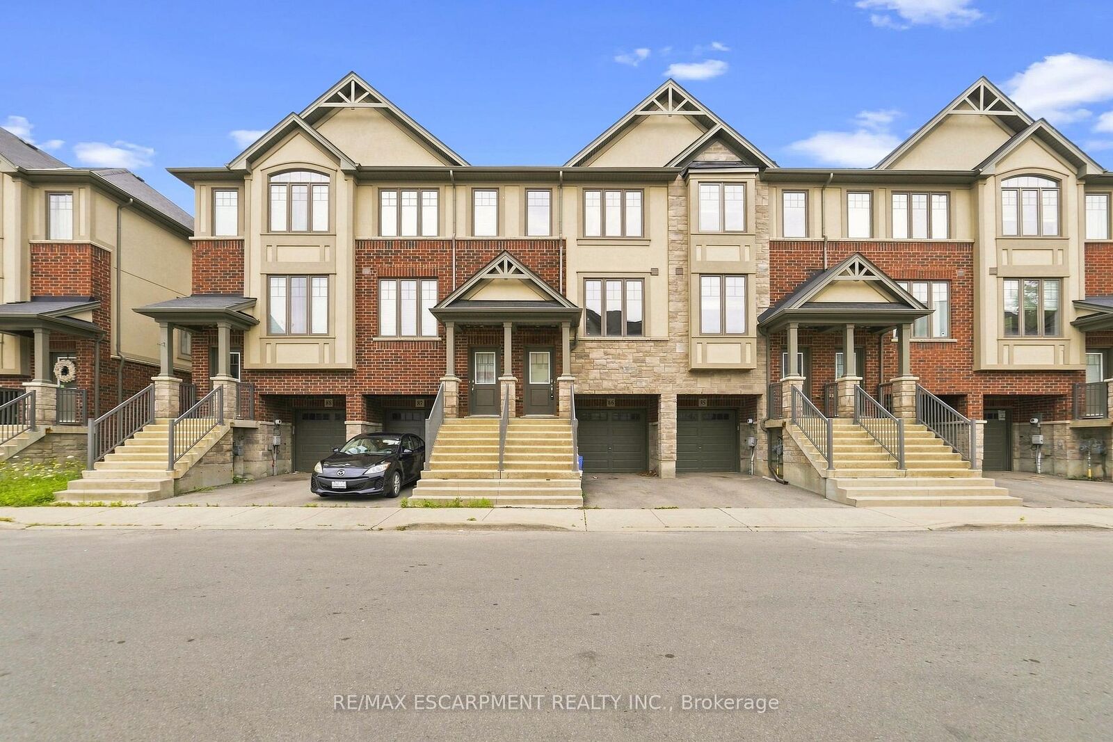 Property Photo:  1169 Garner Road E 86  ON L8K 3K9 