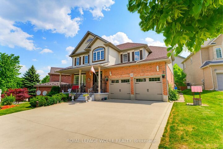 Property Photo: 805 Munich Circle ON N2V 2N5