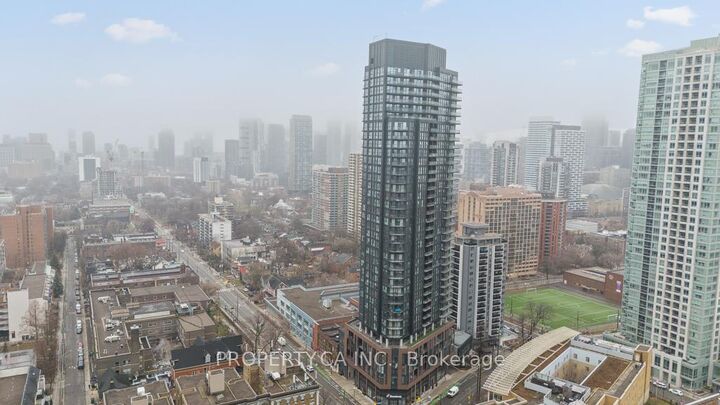 Property Photo: 159 Wellesley Street E 2911 ON M4Y 0H5