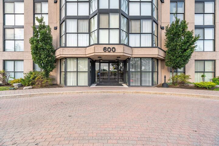 Property Photo: 600 Rexdale Boulevard 1406 ON M9W 6T4