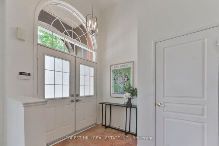 Property Photo:  10 Delray Drive  ON L6E 1M2 