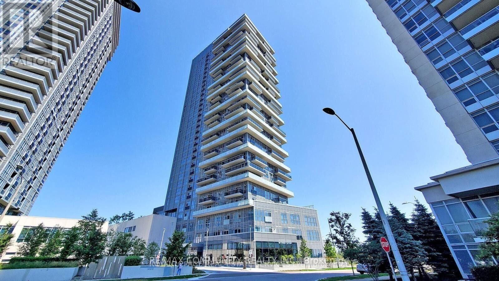 Property Photo: 225 Village Green Square 1001 ON M1S 0N4