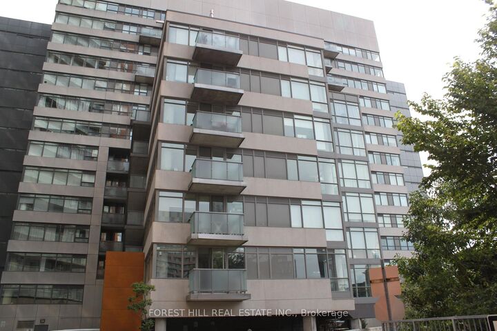 Property Photo:  20 Joe Shuster Way 915  ON M6K 0A3 