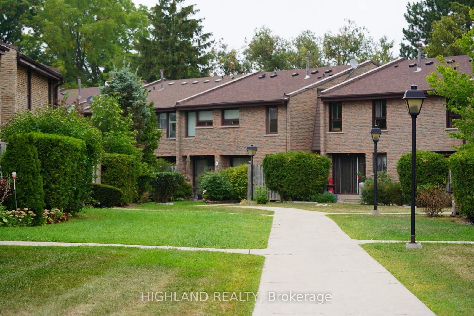 Photo de la propriété:  2605 Woodchester Drive #86  ON L5K 2E3 