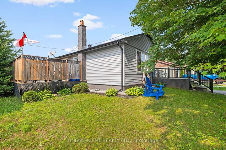 Property Photo: 10 Magnolia Street ON K0L 1M0