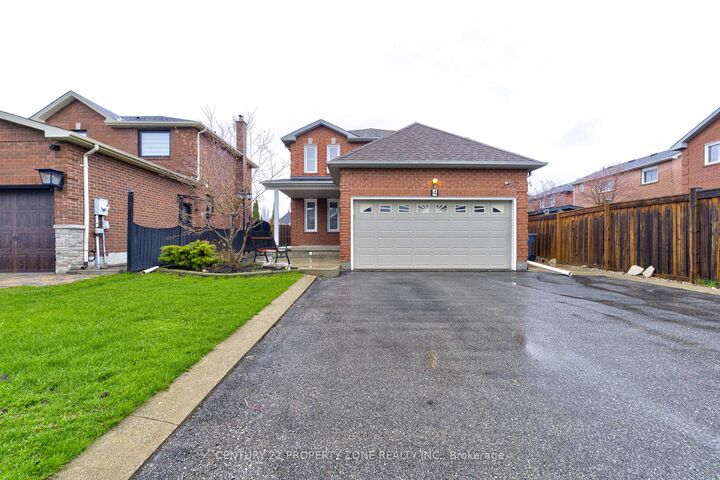 4 Compton Court — photo 1