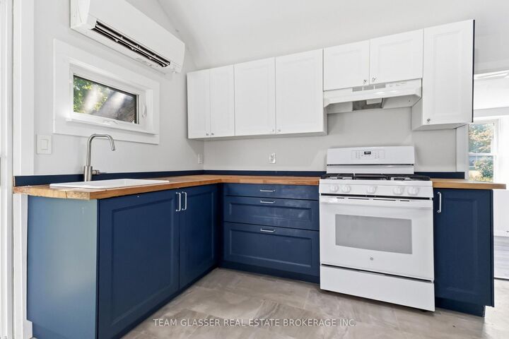 Property Photo:  34 Broadway Street  ON N0L 1Z0 