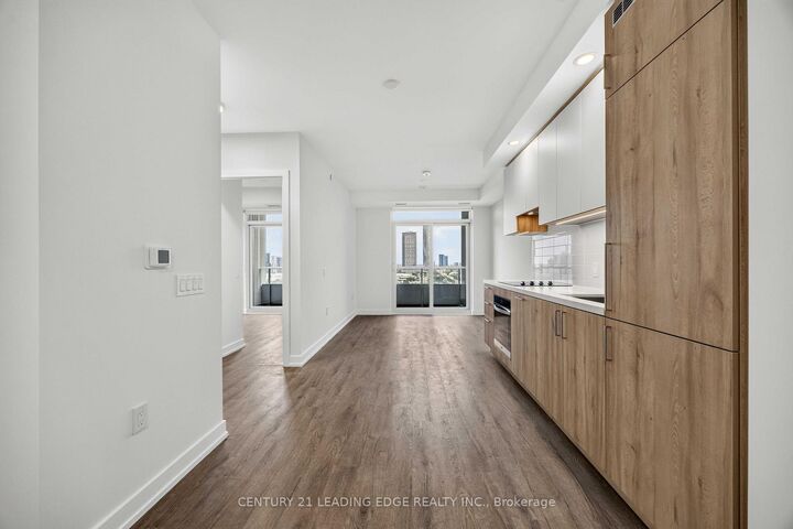 Property Photo: 21 Meadowdale Road 805 ON L4K 0H6