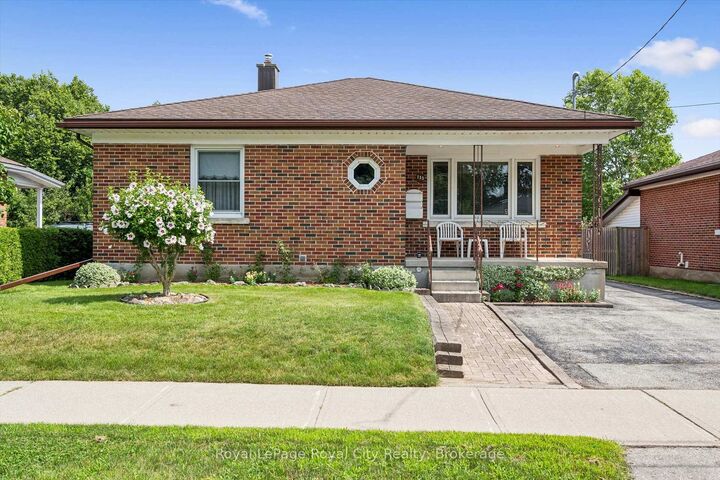 Property Photo: 133 Emma Street ON N1E 1V2