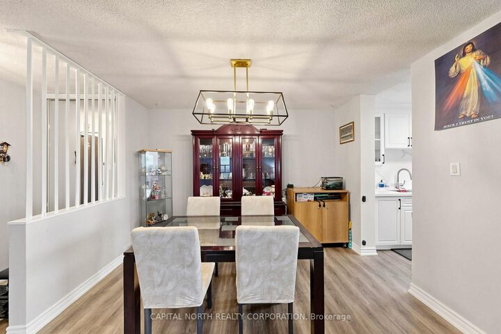 Property Photo: 21 Knightsbridge Road 1502 ON L6T 3Y1