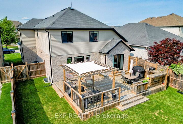 Property Photo: 3200 Jinnies Way ON N6L 0B5