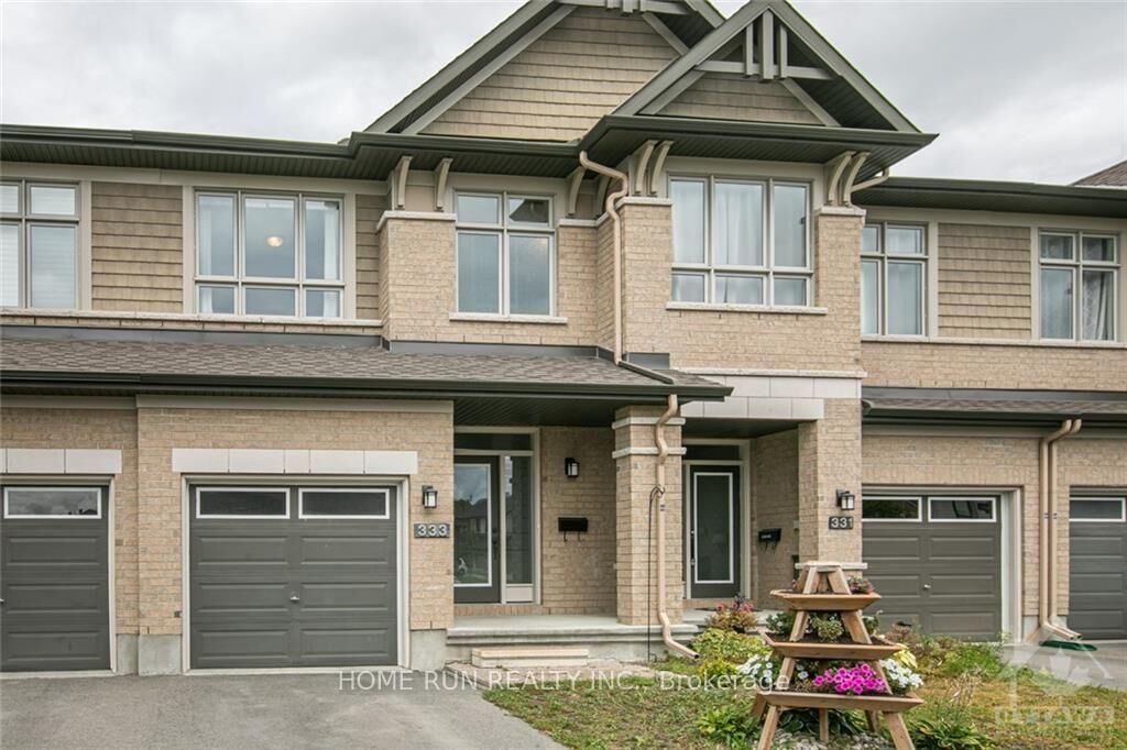 Property Photo: 333 Ardmore Street ON K4M 0E1