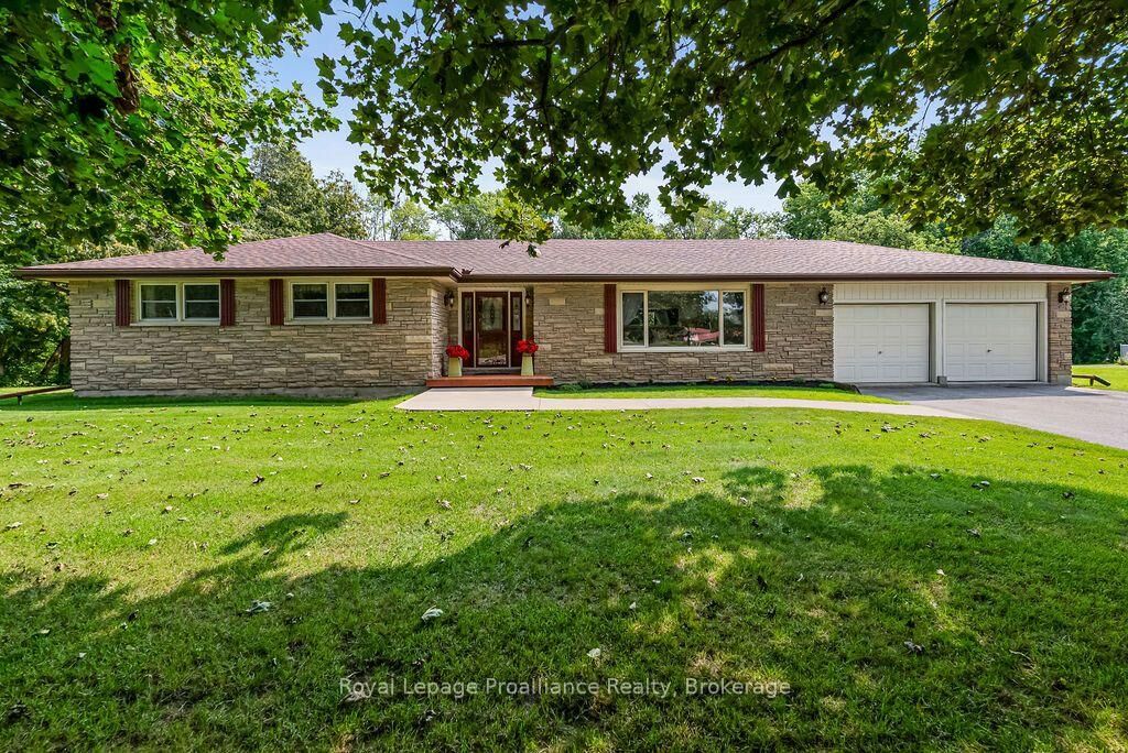 Property Photo: 794 Foxboro Stirling Road ON K0K 2B0