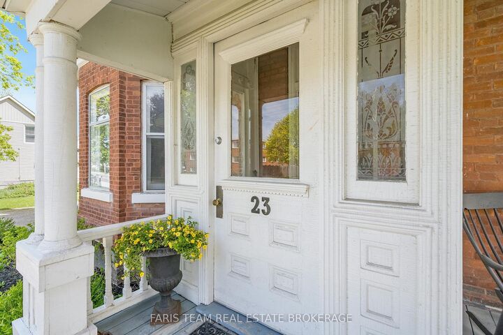 Property Photo: 23 Yonge Street S ON L0L 1P0