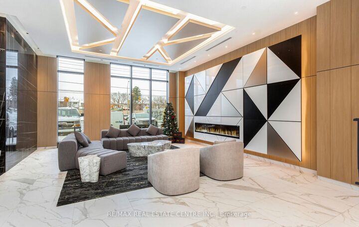 Photo de la propriété: 204 Burnhamthorpe Road E 1307 ON L5A 0B3