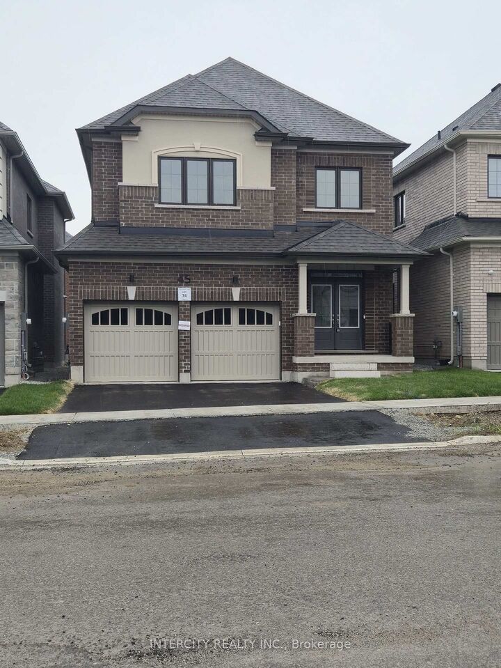 Property Photo:  45 Pembrook Street Upper  ON L7E 4M7 