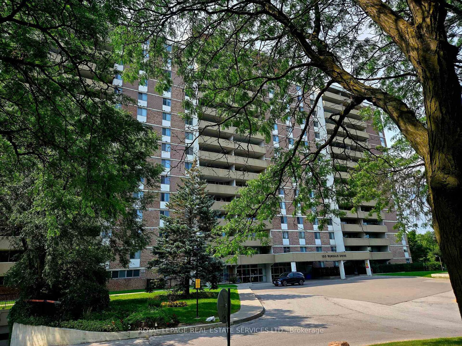 Property Photo: 120 Dundalk Drive 406 ON M1P 4V9