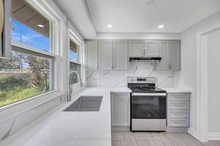 Property Photo: 997 Mount Albert Road ON L0G 1V0