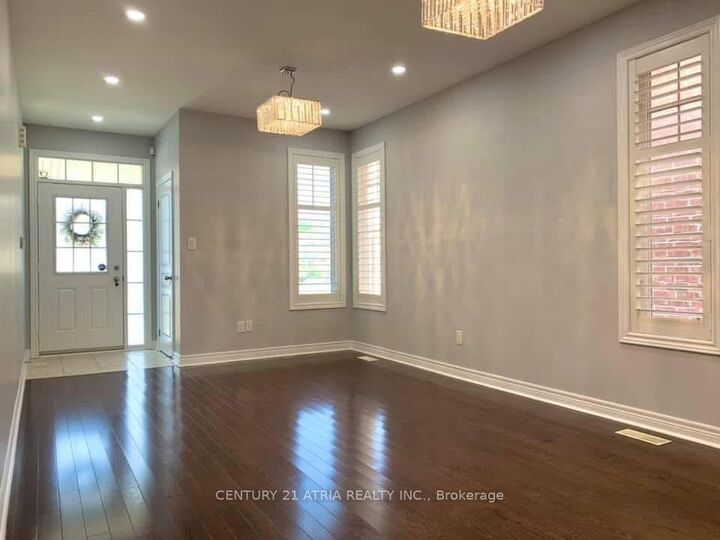 Photo de la propriété: 19 Gillings Street ON L6C 0G3