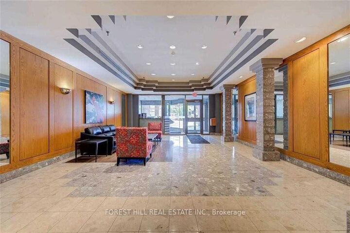 Property Photo: 695 Richmond Street 1111 ON N6A 5M8