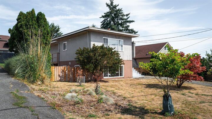 Property Photo: 946/948 Ellery St BC V9A 4S1
