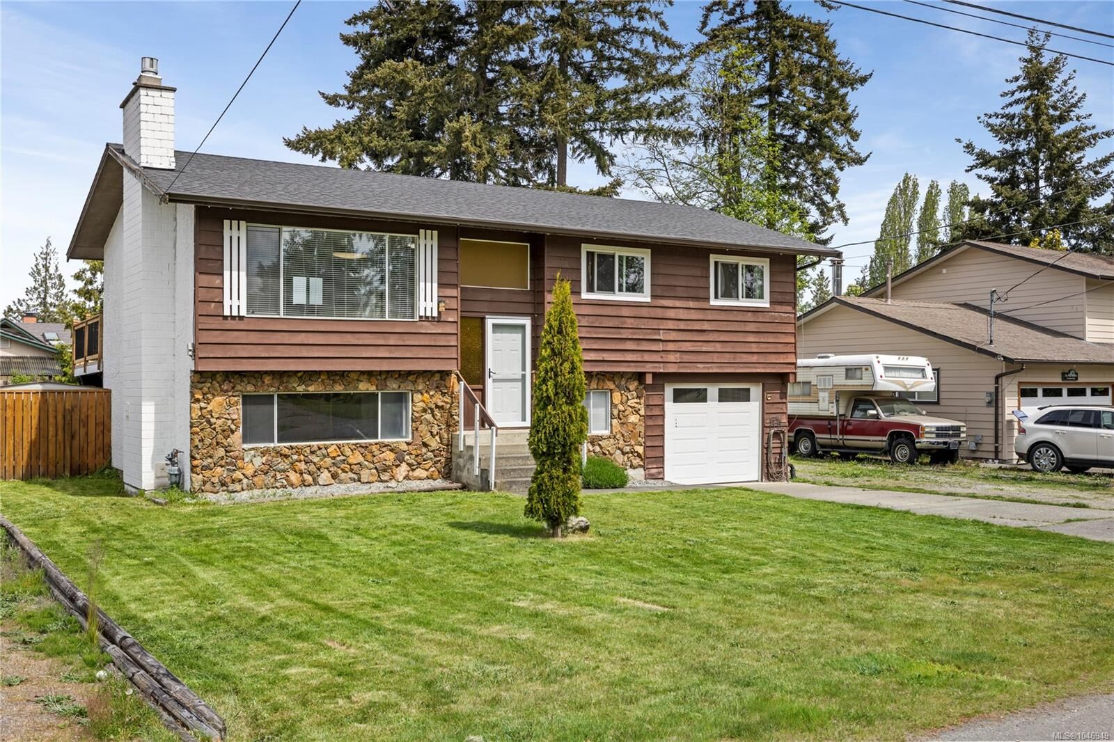 Property Photo: 16 Jenkins Pl BC V9P 1G4