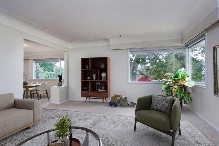 Property Photo: 2541 Nottingham Rd BC V8R 6C7
