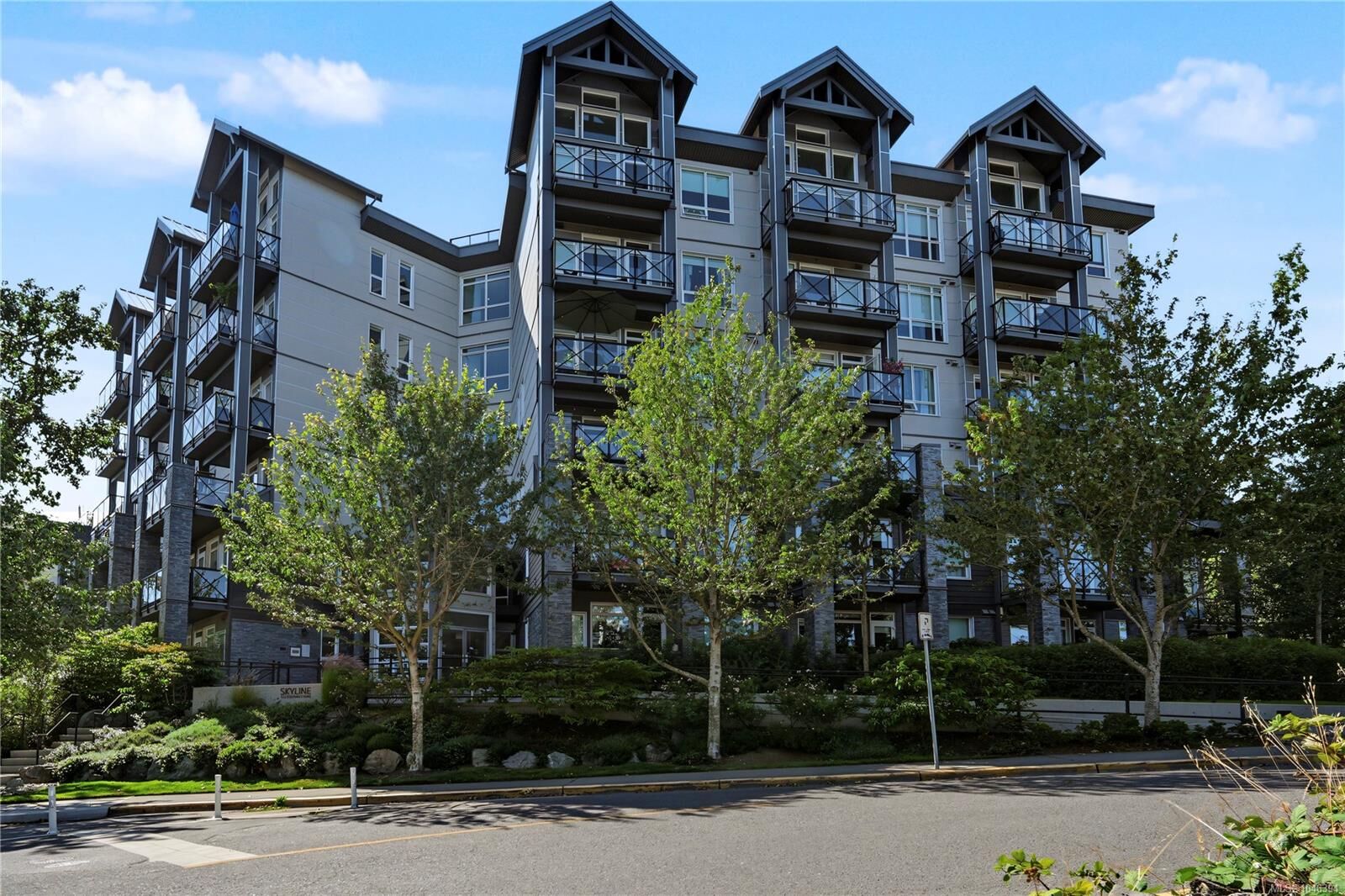 Property Photo: 924 Esquimalt Rd #109 BC V9A 3P2