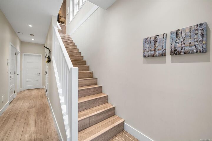 Property Photo:  2116 Echo Valley Crt  BC V9B 0Y2 
