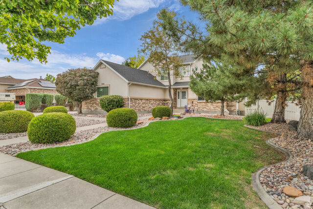 Property Photo: 5044 W Copper Meadow Ln S UT 84081