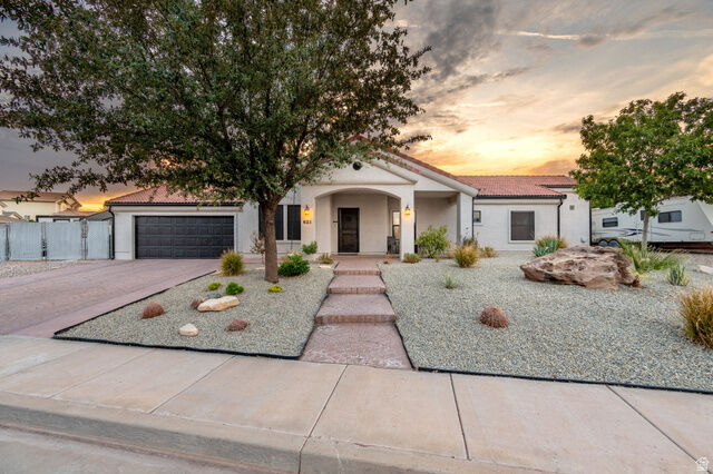 Property Photo:  621 N Palm Cir  UT 84780 