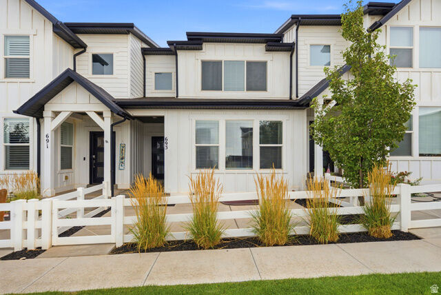 Property Photo: 695 S Miller Ave UT 84054