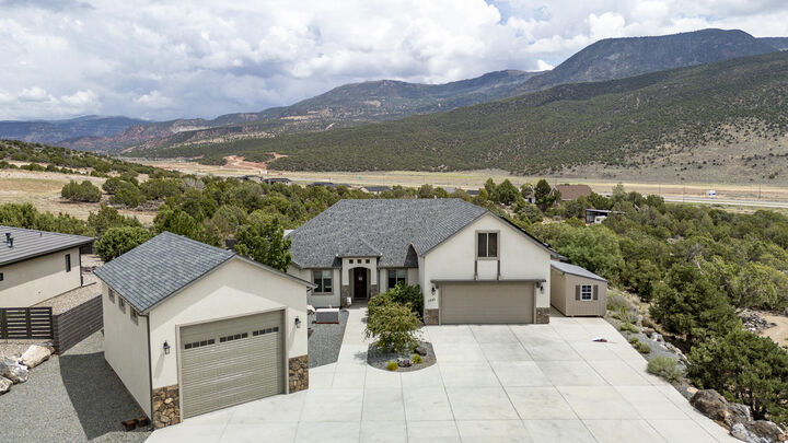 Property Photo:  2085 S Eagle Ridge Lp  UT 84720 