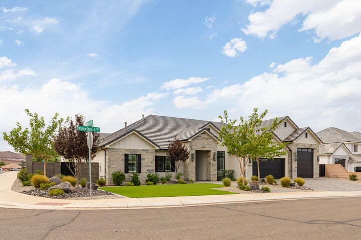 Property Photo:  2972 E Willow Tree Ln  UT 84790 