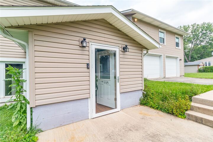 Property Photo:  558 Market St  PA 15923 