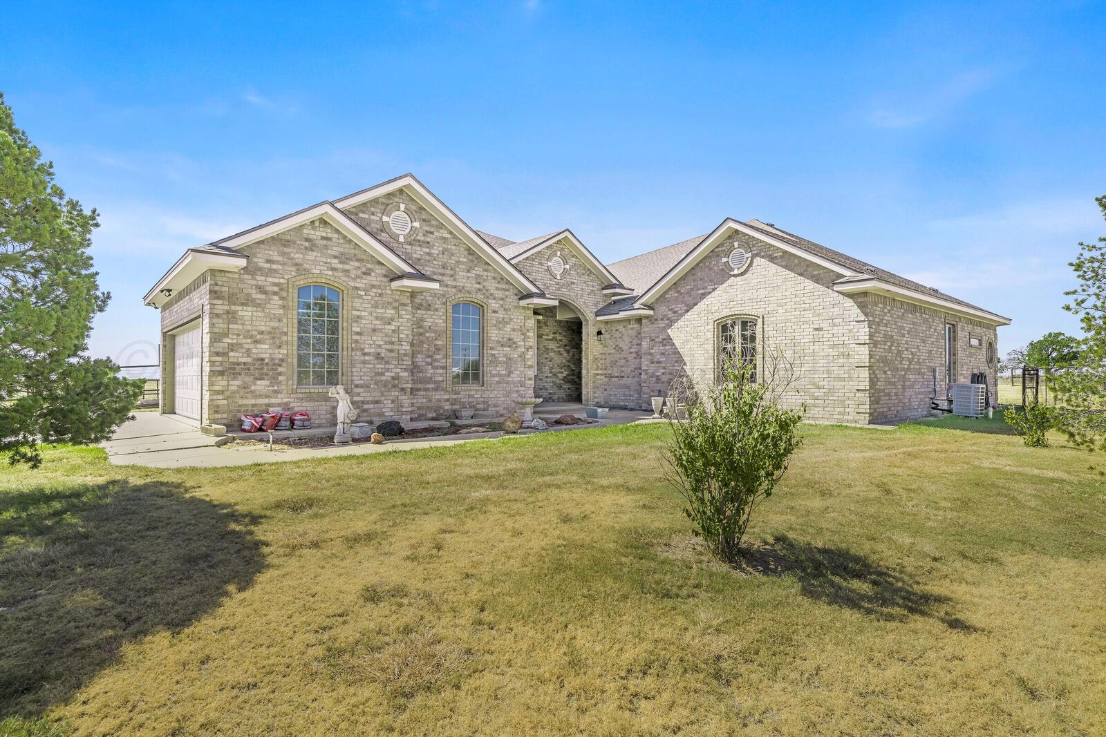 Property Photo: 11700 Deer Trail TX 79118-5509