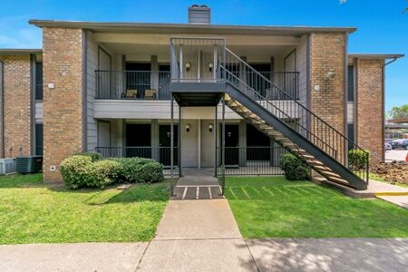 Property Photo:  500 E Loop 820 1114  TX 76112 