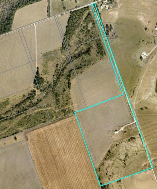 Property Photo: 2000 County Road 453 TX 78615