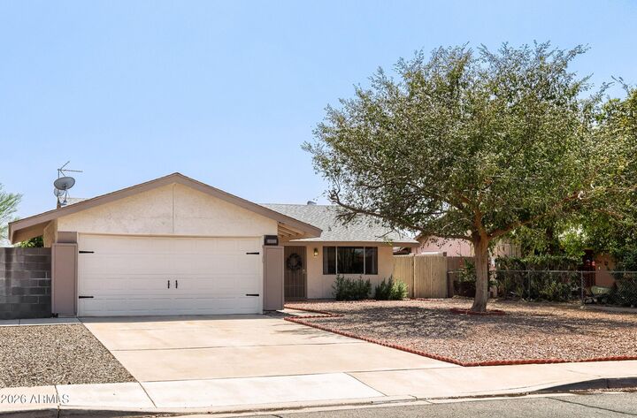Property Photo: 9209 W Cortez Street AZ 85345