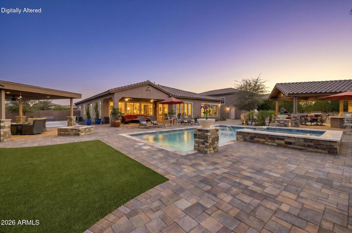 Property Photo: 7550 W Questa Drive AZ 85383