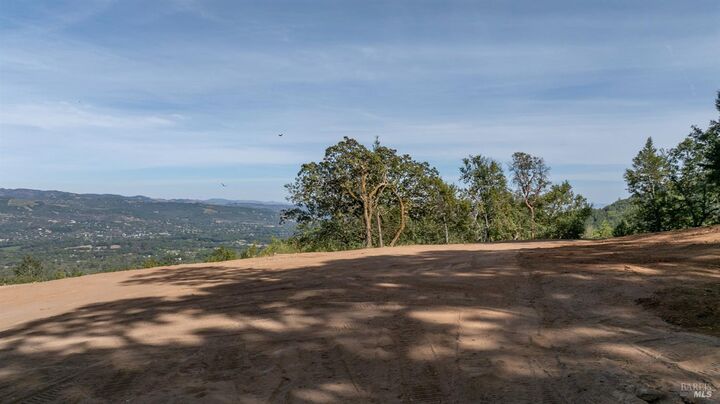 Property Photo:  10 High Grove Lane  CA 95476 