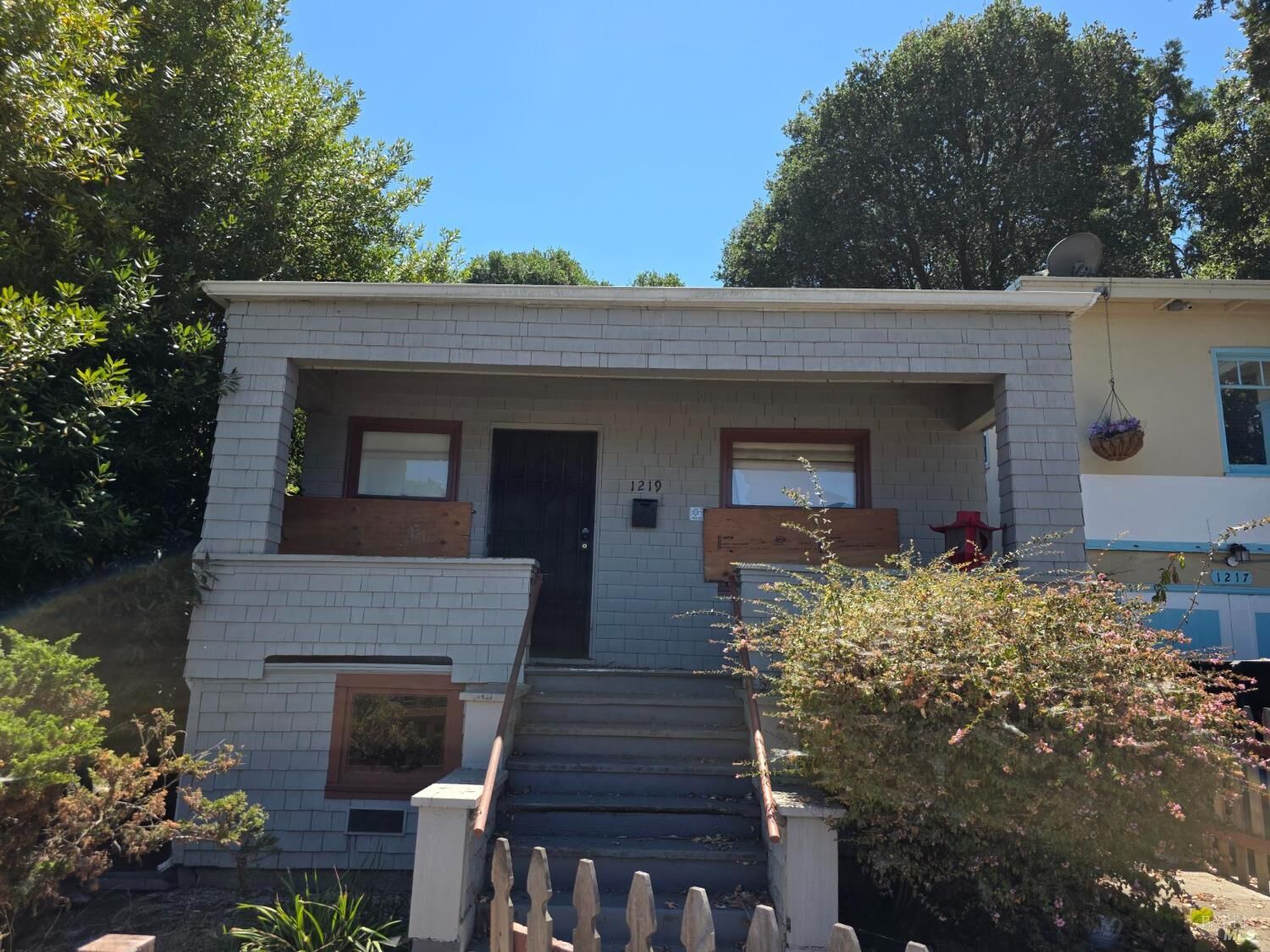 Property Photo:  1219 Florida Street  CA 94590 