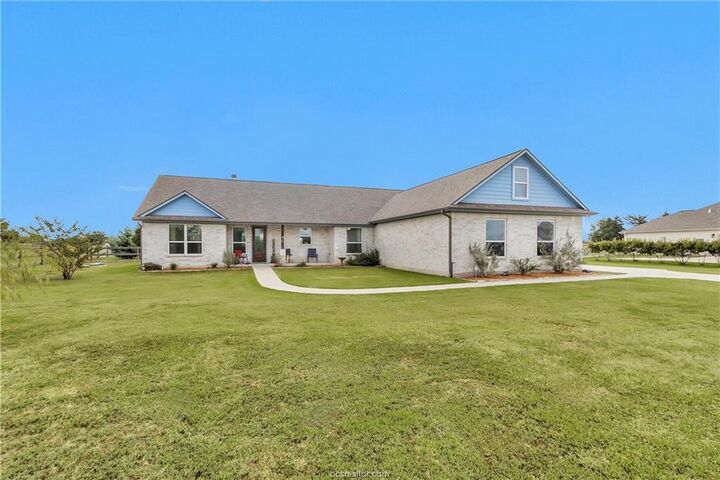 Property Photo: 9123 Scarborough Drive TX 77861