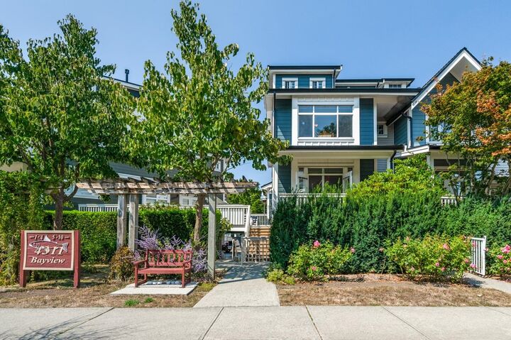 Property Photo: 4311 Bayview Street 5 BC V7E 6S5